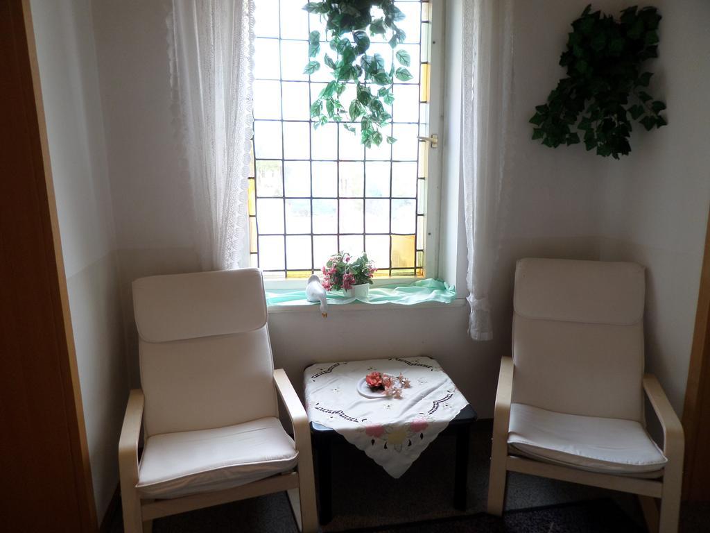 Hotel Zur Sonne 콧부스 외부 사진